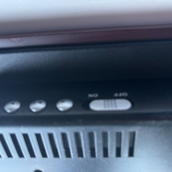 Preowned 18'' x 7'' Dual Digital Picture Frame - Picture 12 of 14